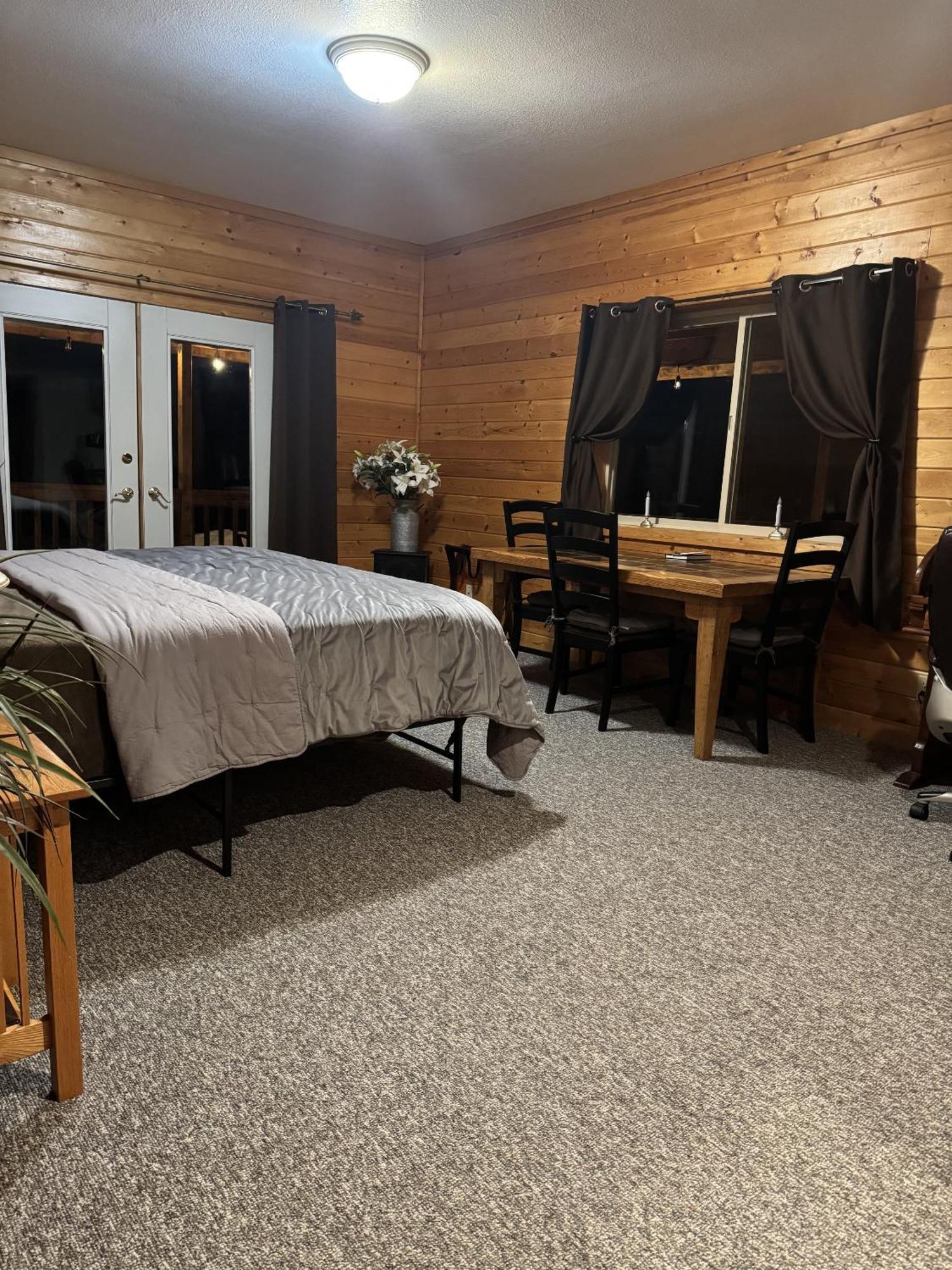 Susitna River Lodging, Suites Толкітна Екстер'єр фото