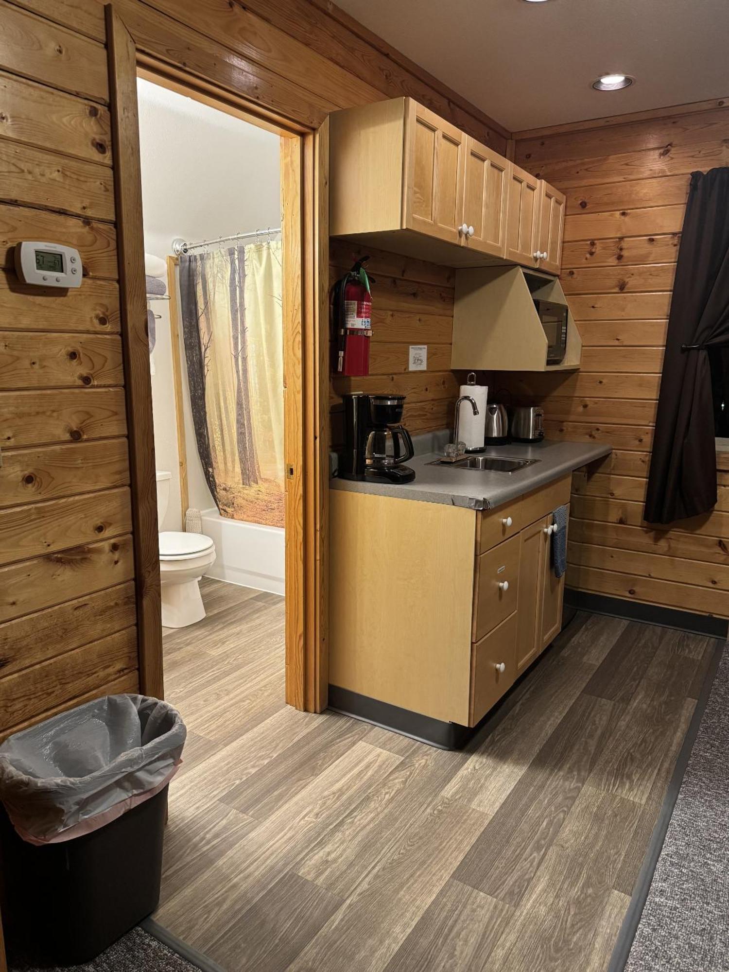 Susitna River Lodging, Suites Толкітна Екстер'єр фото