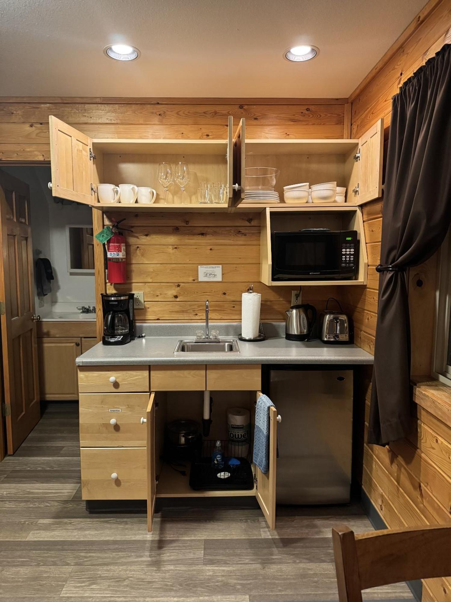 Susitna River Lodging, Suites Толкітна Екстер'єр фото